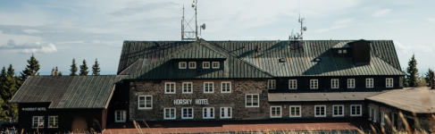 Horský hotel na Černé hoře **