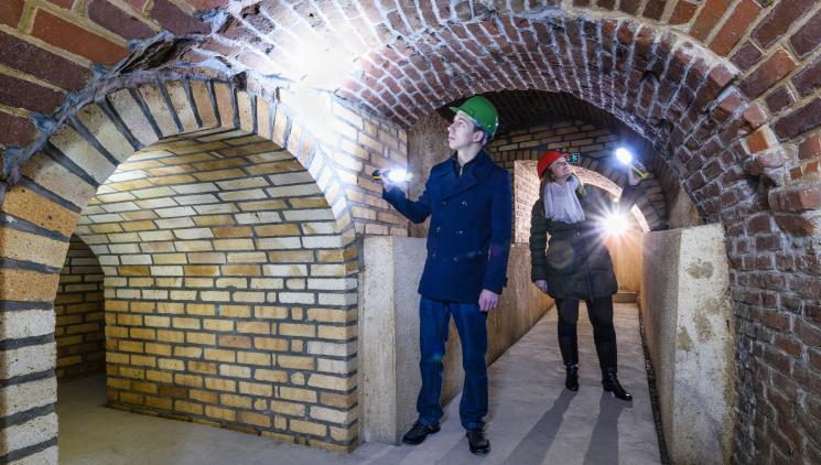Prohlídky Plzeňského historického podzemí za svitu baterek