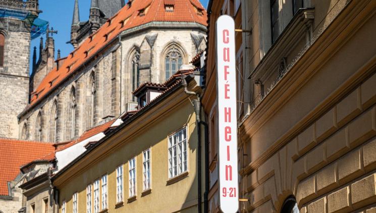 Cafe Hein: Večer, který má vlastní děj