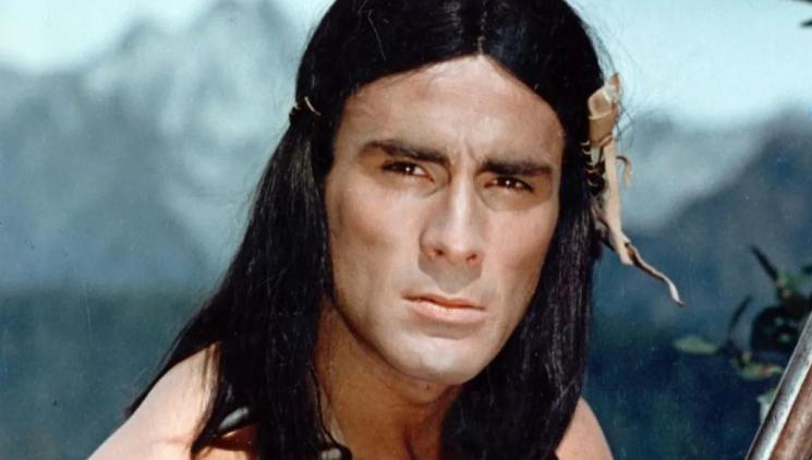Legenda filmových indiánek GojkoMitić přijede do Prahy. Se svými fanoušky se setká v Planetáriu Praha