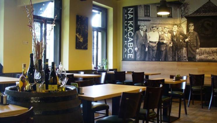 Na Kačabce: Není putyka jako putyka