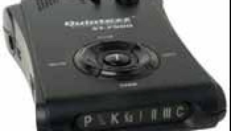 Detektor radarů a laseru QUINTEZZ XT 7500