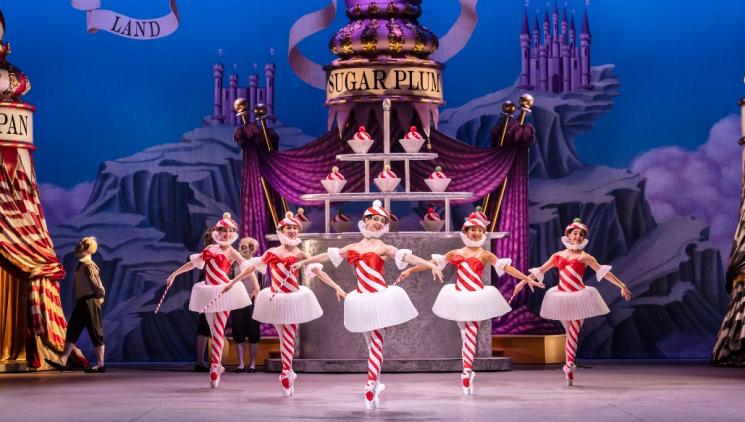 Dramox uvádí v Londýně zcela vyprodaného Louskáčka z Anglického národního baletu
