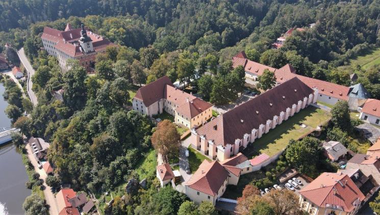 FIREMNÍ AKCE, NA KTERÉ SE NEZAPOMÍNÁ: OBJEVTE PANSTVÍ BECHYNĚ