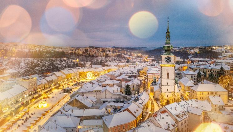 TAJEMNÁ TŘEBÍČ VÁS VTÁHNE DO HISTORIE, KULTURY A KOUZLA ADVENTU V OBJETÍ UNESCO
