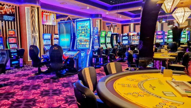 Celý den, celou noc... All In! VesteCasino má všechno!