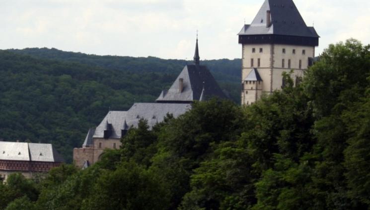 BEYOND PRAGUE: CASTLES AND CHATEAUX WORTH THE JOURNEY