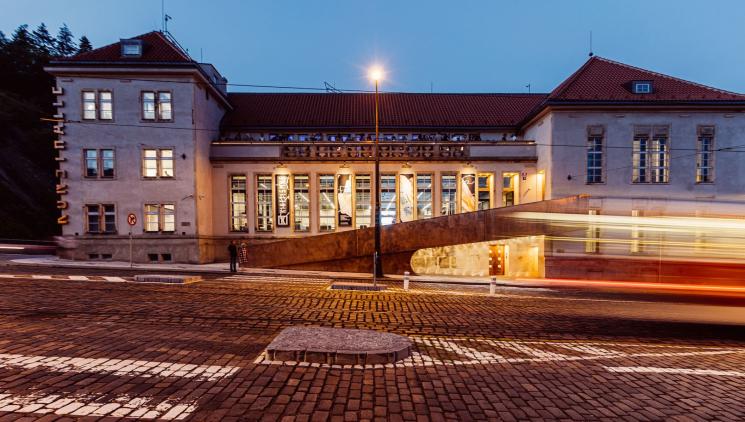 Kunsthalle Prague presents the program for the year 2025.