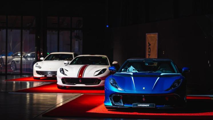 Legendy 2026: K vidění bude Pagani Utopia Roadster a Ferrari SF90XX Stradale