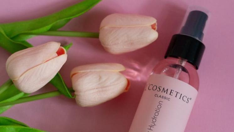 Dárky pro maminku: Tipy na nejlepší kosmetické sady a beauty překvapení