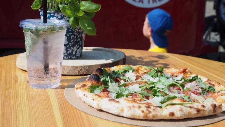 PIZZA! PIZZA! POP UP: Itálie v Holešovické tržnici  Přijďte si prodloužit léto!