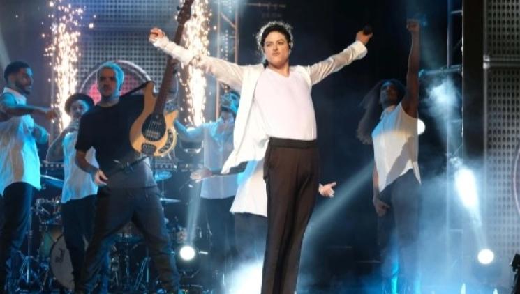 NEJVĚTŠÍ SHOW MICHAELA JACKSONA OD DOB SAMOTNÉHO KRÁLE POPU MÍŘÍ DO ČESKA. PŘEDPRODEJ MICHAEL LIVES FOREVER STARTUJE DNES