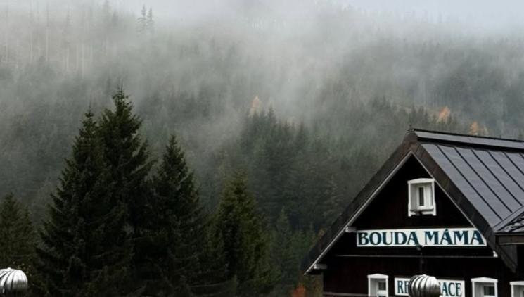 Bouda Máma Wellness Hotel