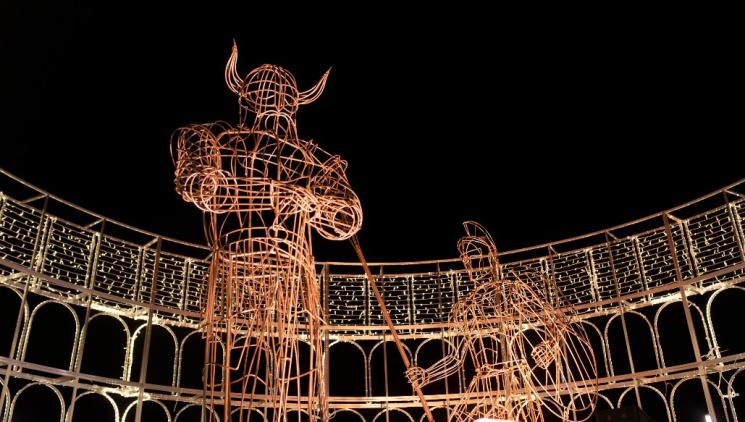 Světelná výstava Srdce Evropy už proměnila Žluté lázně v kouzelný zimní areál