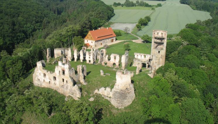 Pojizeří a Polabí: po proudu k zážitkům