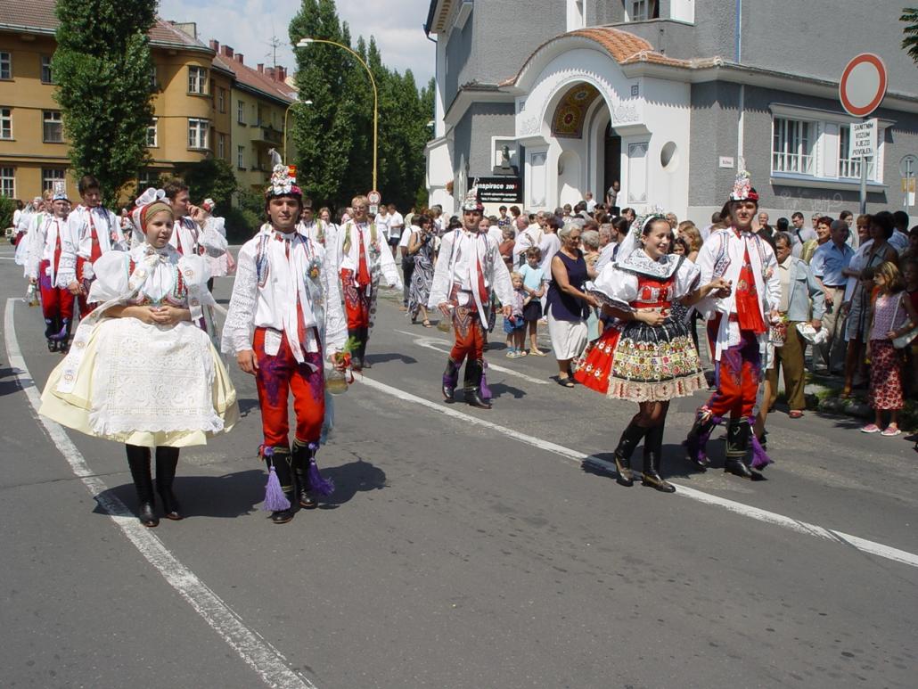 dsc02750-krojovani-gvu.JPG
